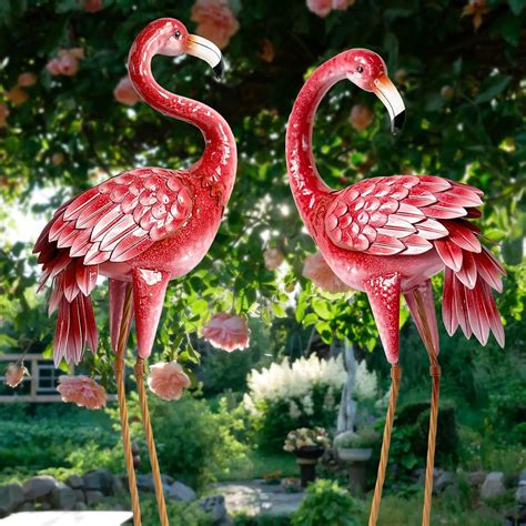 pink flamingo yard decor inspiration image